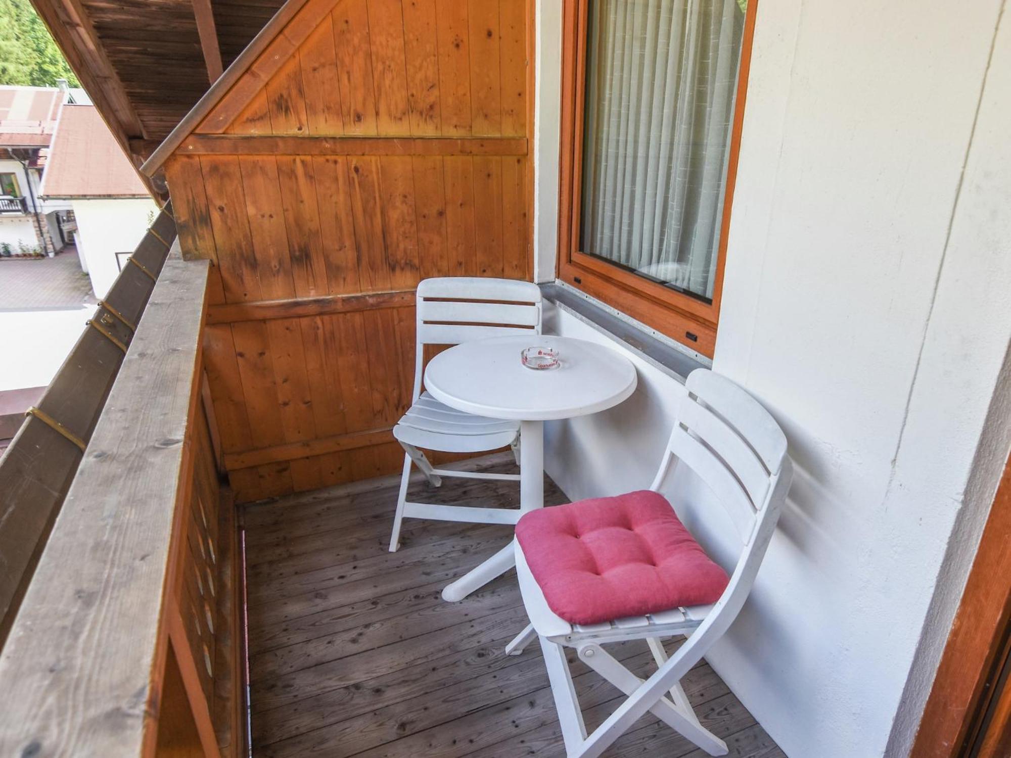 Pleasant Apartment In Ruhpolding With Swimming Pool Extérieur photo