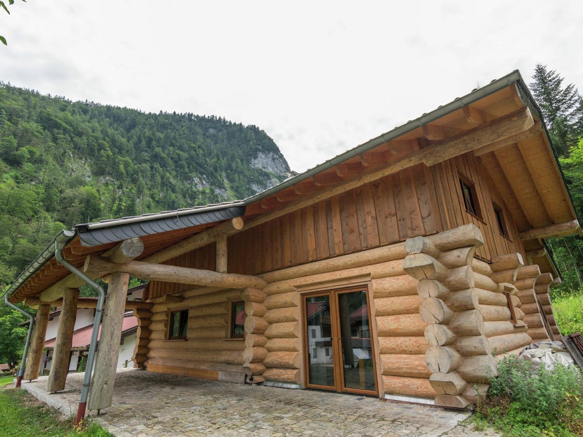 Pleasant Apartment In Ruhpolding With Swimming Pool Extérieur photo