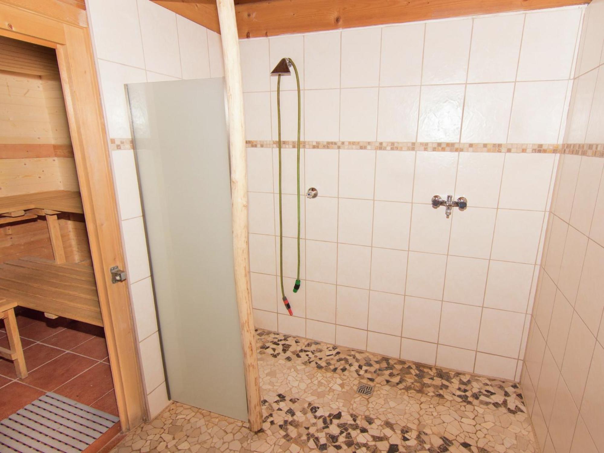 Pleasant Apartment In Ruhpolding With Swimming Pool Extérieur photo